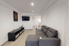 Apartamento en Alicante - Large & Relaxing City Home 