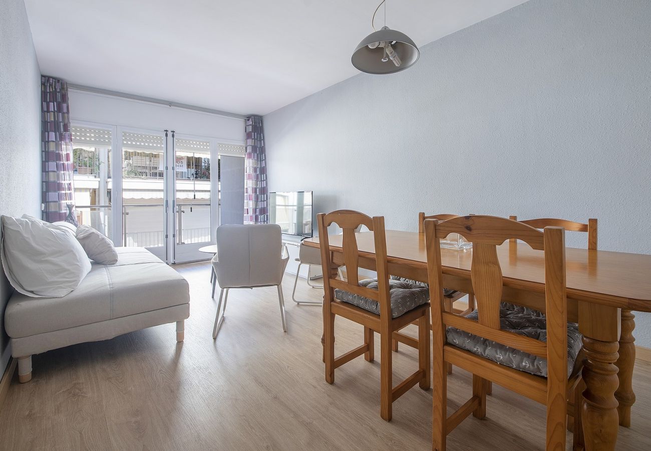 Apartamento en Calafell - R68-3 - APART. MONTSERRAT, 32 3º