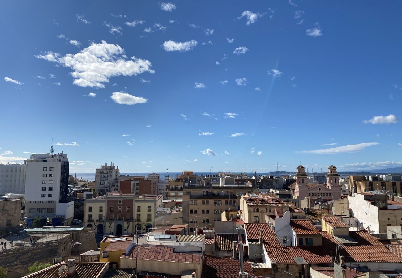 Apartamento en Tarragona - TH113-Attic-La-Nau con Vistas al Mar y Terraza en 