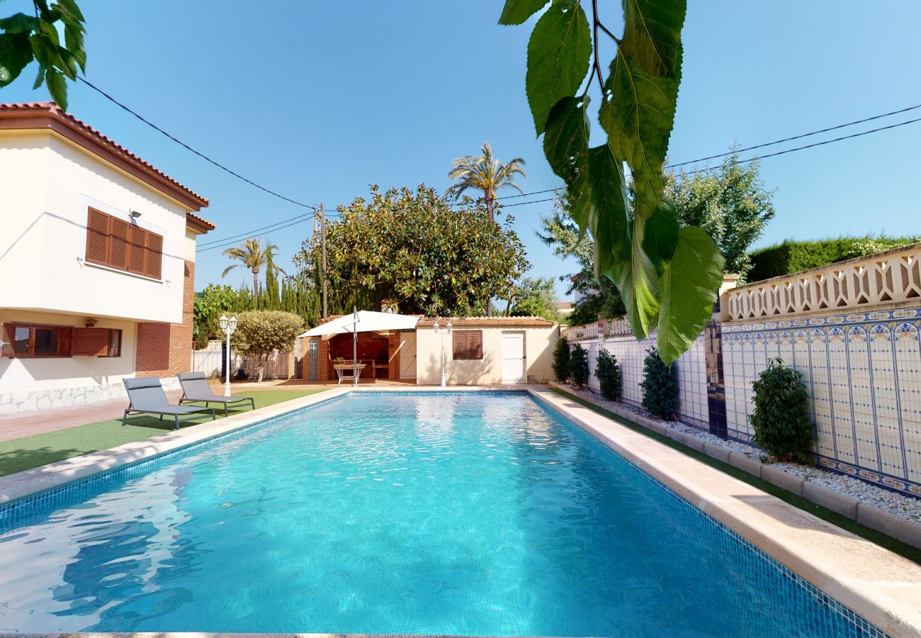 Chalet en San Juan de Alicante - Family Mediterranean Villa