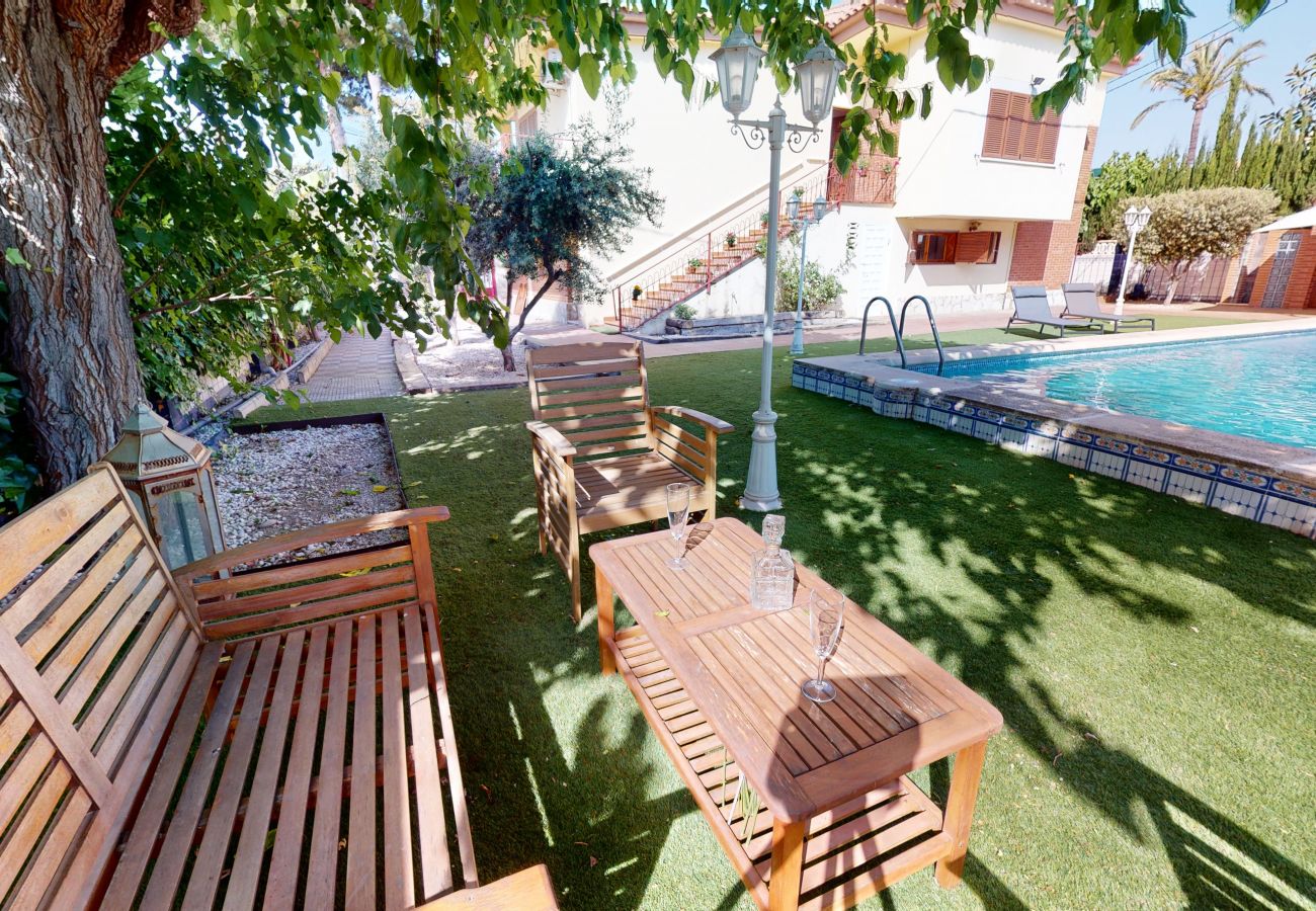Chalet en San Juan de Alicante - Family Mediterranean Villa