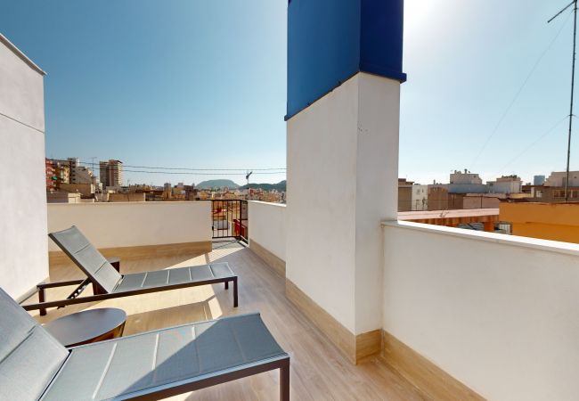 Apartamento en Alicante - Alicante Colorful Penthouse Center 5C