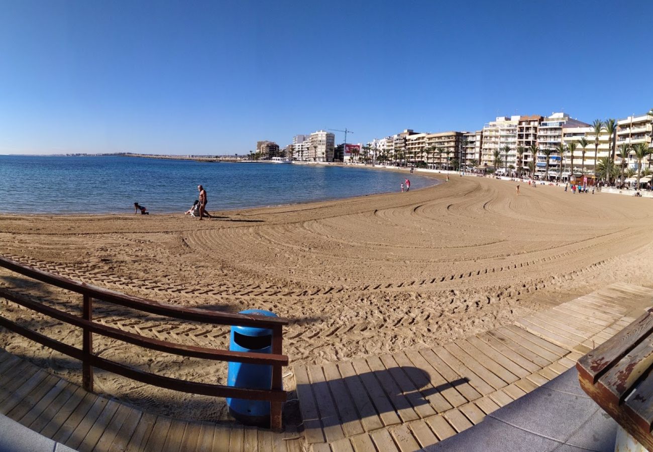 Apartamento en Torrevieja - Cozy & Nice Apartment