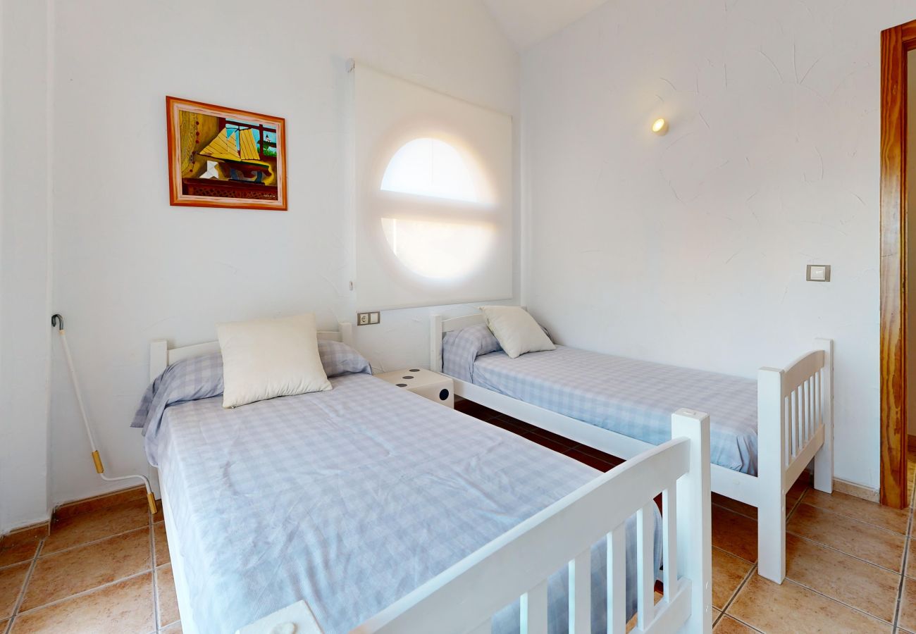 Apartamento en Santa Pola - Bright Apartment in Santa Pola Beach