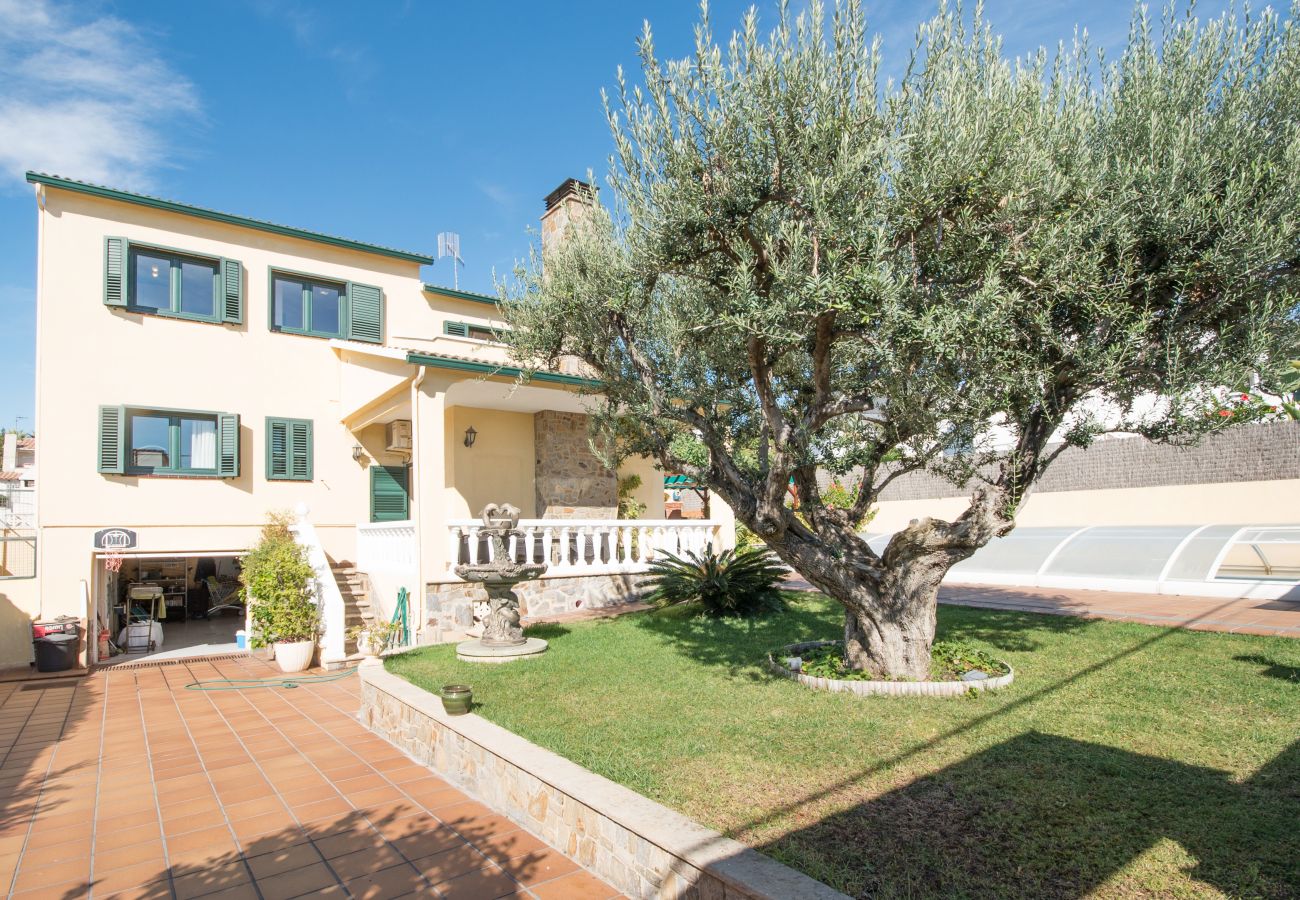 Villa in Calafell - R15 - CASA MARINADA