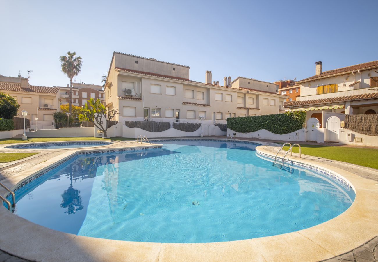 Townhouse in Calafell - R140 - A1 MANILA RESORT JARDIN