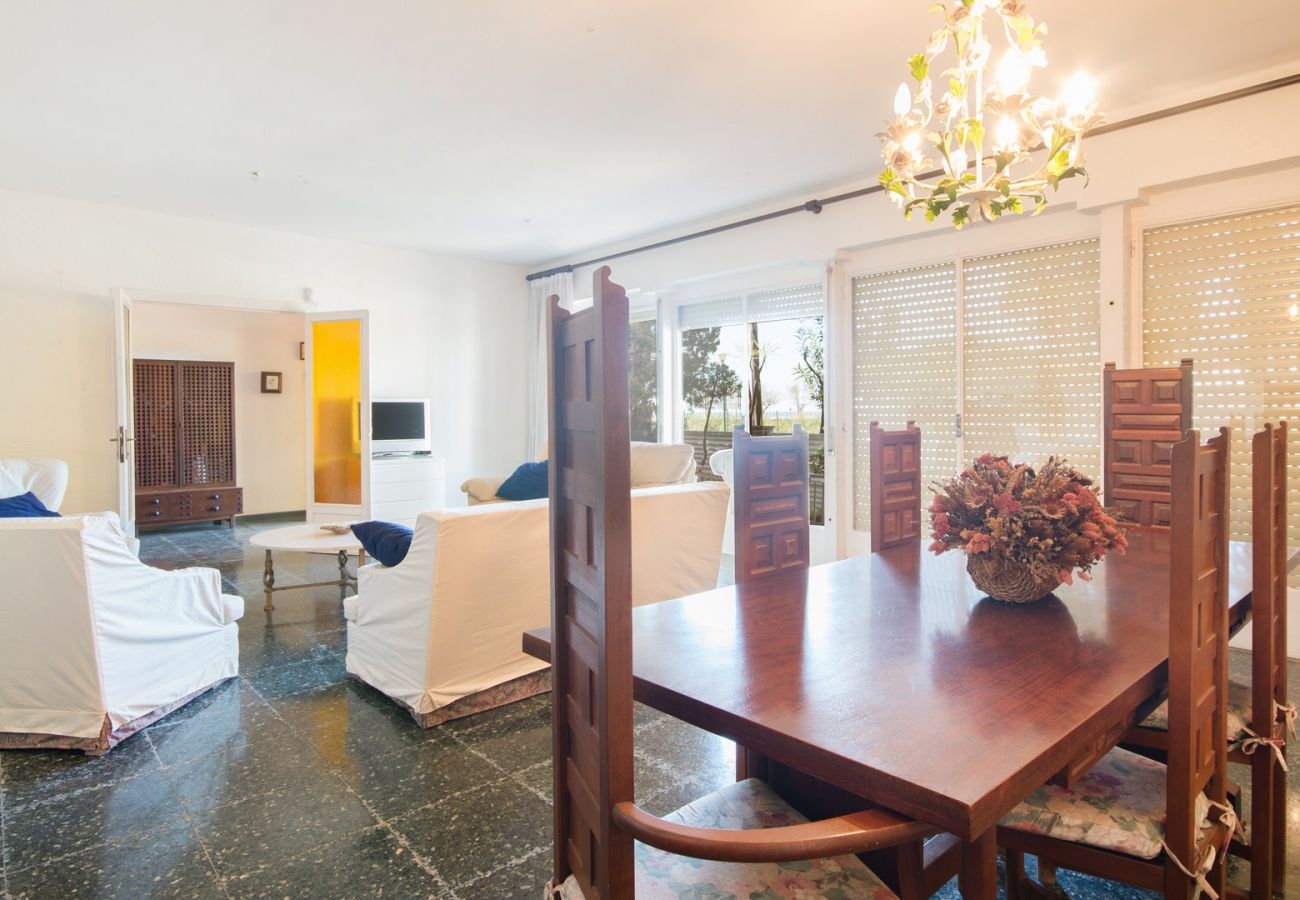 Villa in El Vendrell - R31 - CASA MONICA