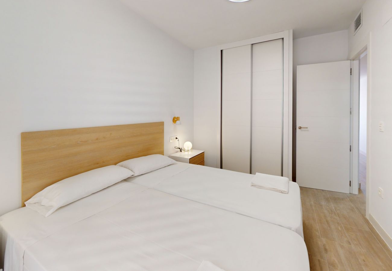 Apartment in Alicante / Alacant - Alicante Colorful Penthouse Center 5C