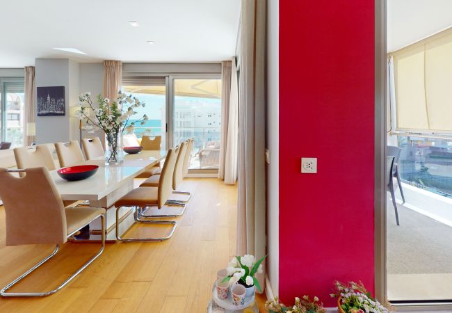 Apartment in El Campello - Luxury Bright Penthouse & Sea