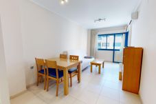 Apartment in Alicante - Apartamento Con Licencia Turística En Rentabilidad